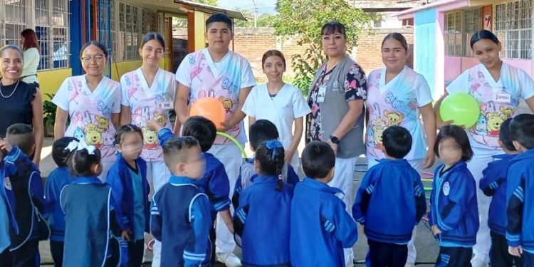 Concluye Feria de Salud Pediátrica organizada por estudiantes de Enfermería de Conalep