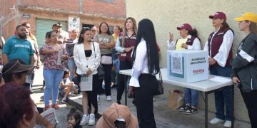 Fabiola Alanís sigue con instalación de los Comités Seccionales de Morena