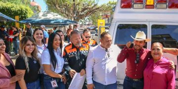 Los Reyes avanza con unidad y compromiso ciudadano, nueva ambulancia para Protección Civil y Bomberos