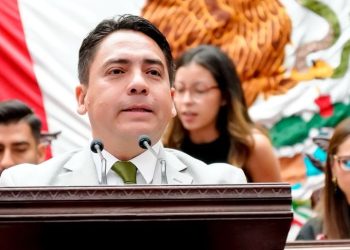 Iván Vera impulsa reforma a la Ley de Salud en Michoacán para garantizar igualdad de oportunidades profesionales en cargos directivos del sector