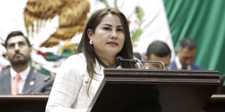 Tras aprobación de reforma a la Ley para la Atención de los Migrantes, Jaqueline Avilés remarca respaldo al sector