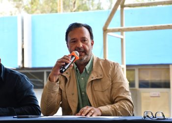 Julio Arreola fortalece el diálogo para seguir recuperando el Lago de Pátzcuaro