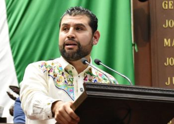 Octavio Ocampo presenta punto de acuerdo en defensa del maíz y los productores michoacanos