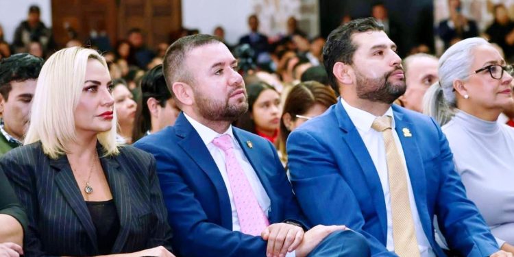 Felicita Reyes Galindo a UMSNH por 108 años de historia humanista