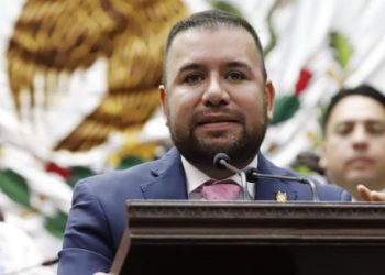 Aprobación de reforma para ser legislador en Michoacán a partir de los 18 años fortalece la democracia: Reyes Galindo