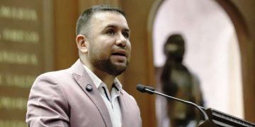 Reconoce Reyes Galindo a profesoras y profesores como actores claves de la transformación en Michoacán