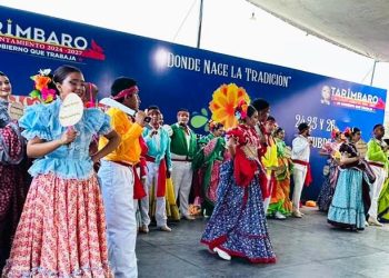 Miles de familias disfrutaron de la Fiesta de la Flor de Cempasúchil 2025 en Tarímbaro