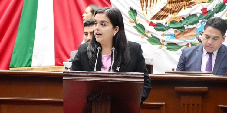 «Donar sangre, es un acto de amor hacia los demás”, destaca Tere Herrera tras aprobación de iniciativa en el Congreso del Estado*