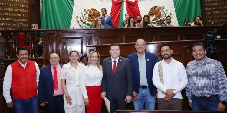 Presenta Vicente Gómez iniciativa para que la Cabalgata Morelos sea Patrimonio Cultural Inmaterial del Estado