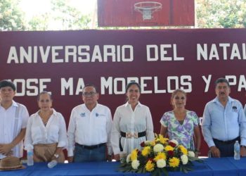 Celebra Fanny Arreola un nuevo aniversario del Ejido La Concha