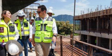 Avanza construcción del campus Huetamo de la UMSNH: Rogelio Zarazúa