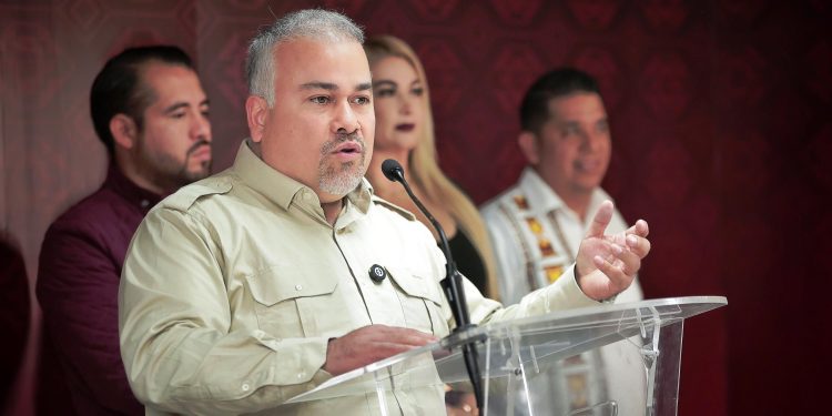 Educación e infraestructura, sellos del gobierno estatal y federal en Michoacán: Jesús Mora