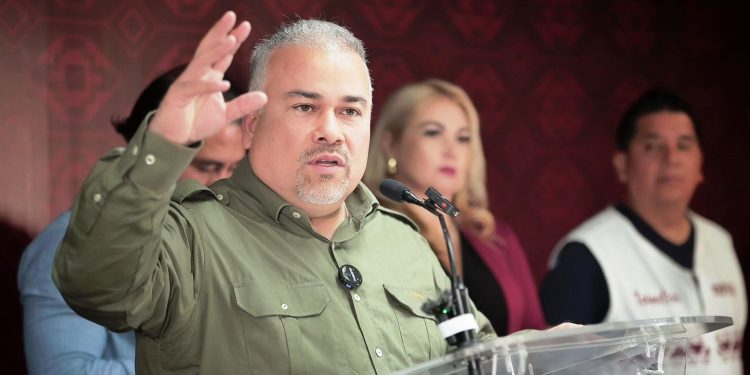 Conservadores renuevan su fachada, pero mantienen mismas mañas: Jesús Mora