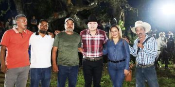 Apoya Vicente Gómez obras eléctricas en el Distrito XIX