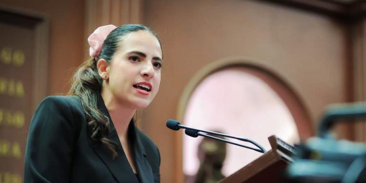 Desde el Poder Legislativo  aportaremos lo que el Plan Michoacán por la Paz y la Justicia requiera para lograr la tranquilidad que Michoacán necesita: Presidenta del Congreso