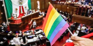 Partidos políticos deberán destinar al menos el 5% del financiamiento público para programas específicos dirigidos a la comunidad LGBTIQ+