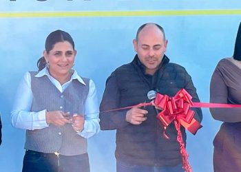 Eric Gaona inaugura obra vial en Téjaro de los Izquierdo