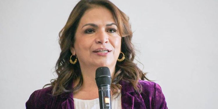 Fabiola Alanís: Beca “Gertrudis Bocanegra” garantiza oportunidades y refuerza el derecho a la educación en Michoacán