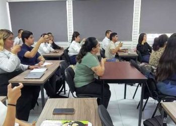 Fiscalía General implementa capacitación “Lengua de Señas Mexicana”, dirigida a aspirantes a agentes del Ministerio Público