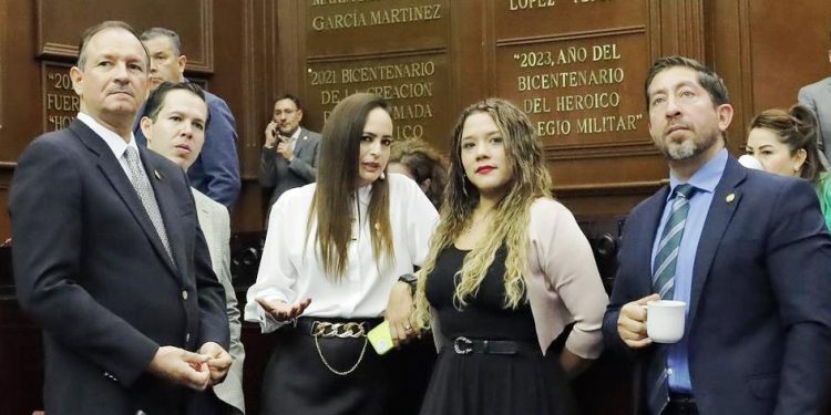 Propone GPPVEM la comparecencia del titular de la SSP a mesa de trabajo con comisiones de Justicia y Seguridad.