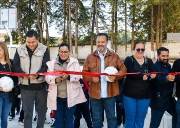 Julio Arreola impulsa espacios dignos para la educación y el deporte en Pátzcuaro