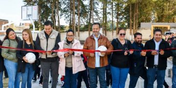 Julio Arreola impulsa espacios dignos para la educación y el deporte en Pátzcuaro