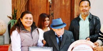 Julio Arreola rinde homenaje al periodismo pátzcuarense y michoacano