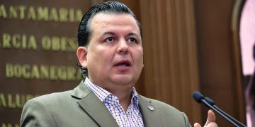 Diputados del PRI presentan iniciativa de Ley “anticoyotaje”