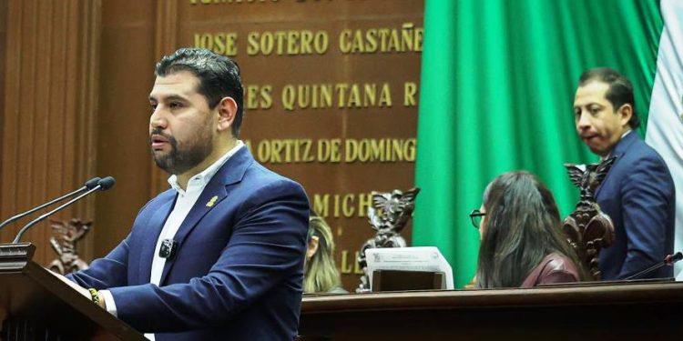 Octavio Ocampo propone asesoría femenina para erradicar la revictimización en Casos de Violencia Sexual