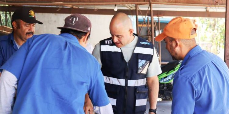 Ooapas fortalece la fabricación de tapas y registros de alcantarillado para mejorar la atención a reportes