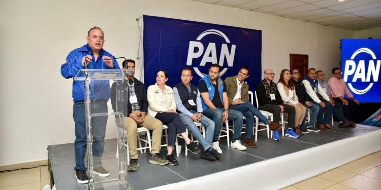 Capacita PAN a estructuras municipales que pintarán de azul a Michoacán en 2027