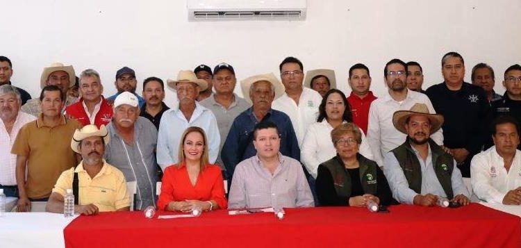 FORTALECE DIPUTADO VICENTE GÓMEZ RESPALDO AL SECTOR CAÑERO