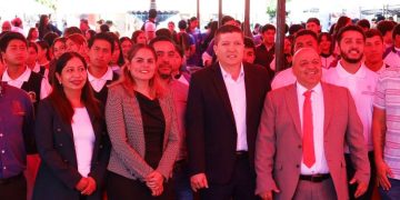 INAUGURA EL DIPUTADO VICENTE GÓMEZ LA EXPO UNIS EN TACÁMBARO