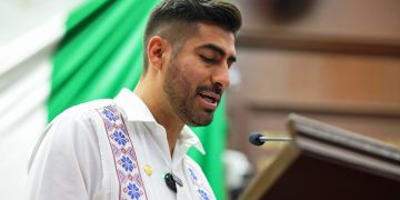 Propone Alfonso Chávez integrar inteligencia artificial en la educación de Michoacán