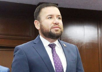 Propone Reyes Galindo vigilar el trabajo y la productividad de diputados