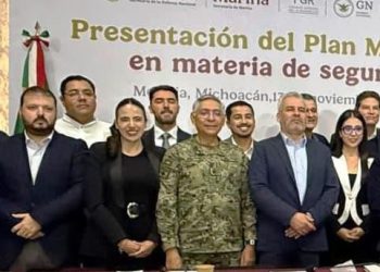 Secretario de Marina expone durante la presentación del Plan Michoacán en materia de seguridad