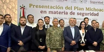 Secretario de Marina expone durante la presentación del Plan Michoacán en materia de seguridad