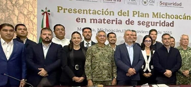 Secretario de Marina expone durante la presentación del Plan Michoacán en materia de seguridad