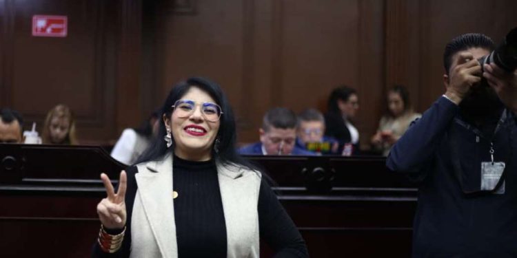 A propuesta de Vanhe Caratachea, servicios de transporte no podrán transportar a menores sin sus padres