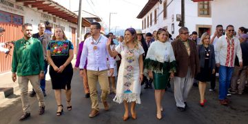 Dayana Pérez fortalece identidad y gobernabilidad en masiva conmemoración del 194 aniversario