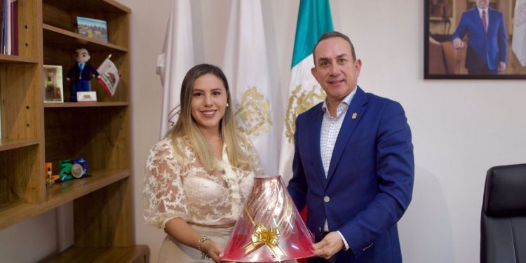Dayana Pérez Mendoza refuerza coordinación institucional en favor de las familias migrantes de Salvador Escalante