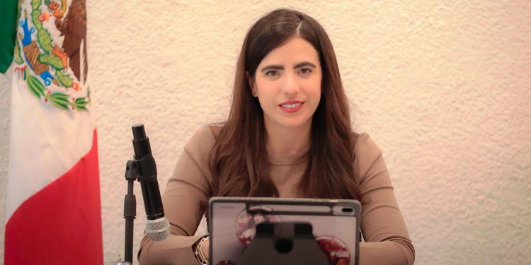 Giulianna Bugarini logra Reforma por escuelas libres de violencias y con apoyo emocional