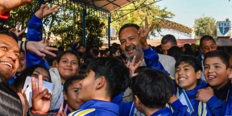 Julio Arreola pone en marcha el Programa de Salud Mental y Adicciones “Escuchamos, No Juzgamos” en Pátzcuaro
