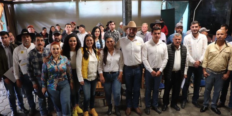 El PRD se reorganiza en Villa Madero: Octavio Ocampo y Alejandra Pineda llaman a reorganizar y fortalecer la lucha desde el territorio