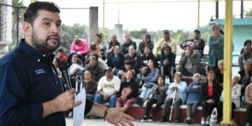 Octavio Ocampo toma protesta al nuevo Comité Ejecutivo Municipal del PRD en Villa Jiménez