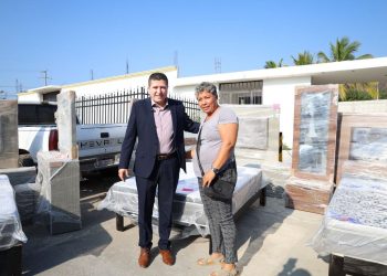 En el distrito XIX, sigue entrega de apoyos subsidiados del Diputado Vicente Gómez Núñez