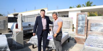 En el distrito XIX, sigue entrega de apoyos subsidiados del Diputado Vicente Gómez Núñez