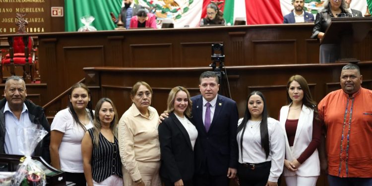 Se pronuncia Vicente Gómez por realización de sesión solemne del Congreso del Estado en Puruarán