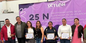 Fiscalía General imparte capacitación sobre tipos de violencia, violencia digital y servicios institucionales a estudiantes y padres de familia en Ixtlán