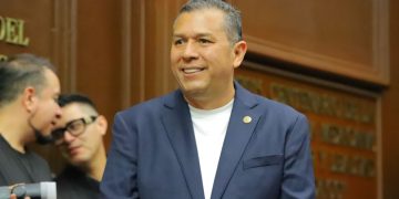 Barragán celebra reforma histórica desde ahora la Constitución de Michoacán protege a los animales